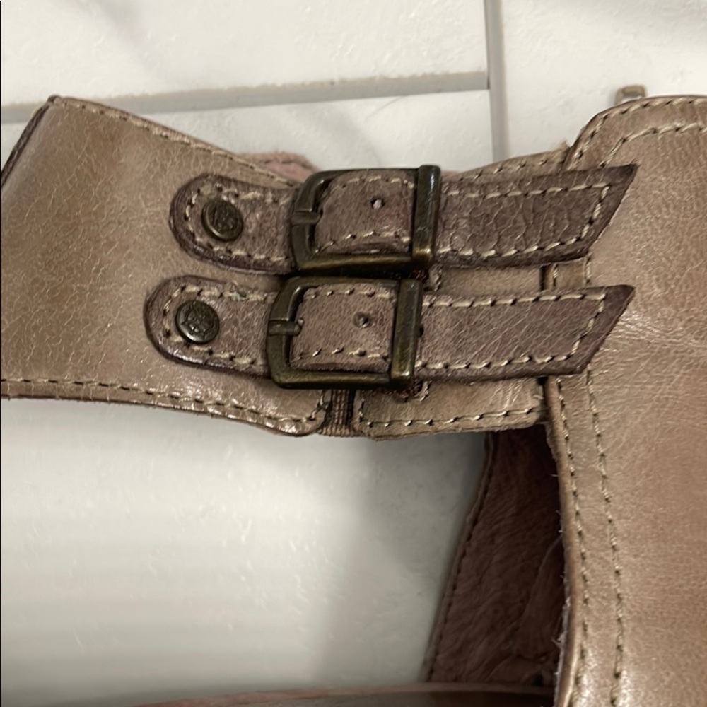 Bussola Brown/Dark Tan Leather Comfort Sandles Minimalist Design Size 40 - Picture 8 of 15